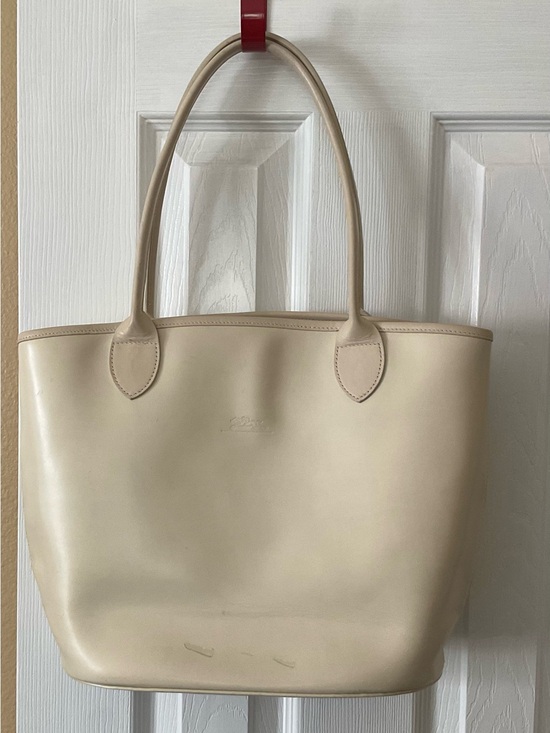 Longchamp Handbags - LONGCHAMP Ivory Leather Tote Bag Vintage 1960s